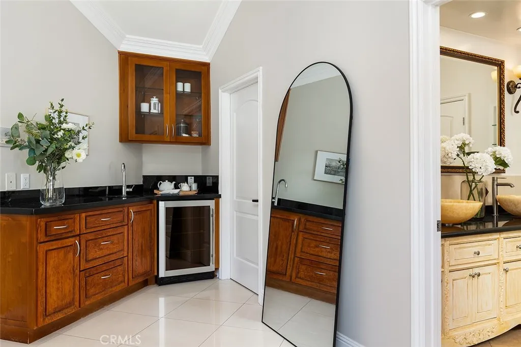 559 Huntington Drive, San Marino, California 91108 home-pic-23